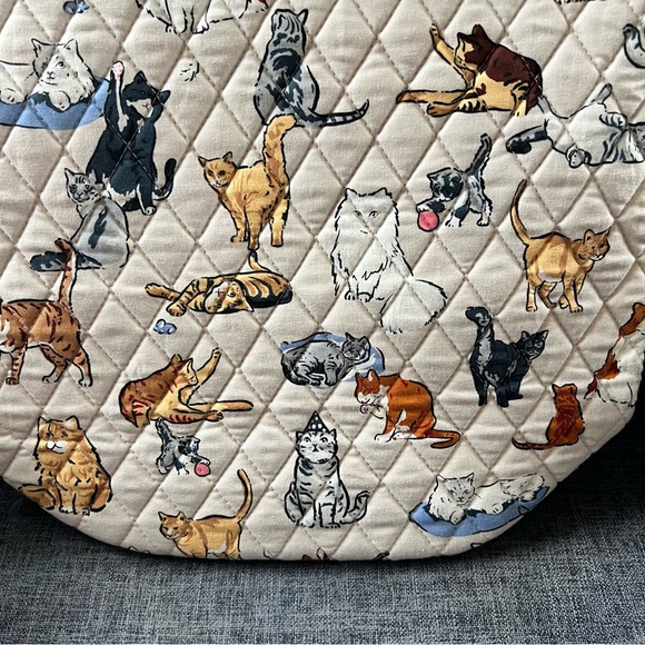 NWT Vera Bradley A Cat’s Life Slouchy Bucket Shoulder Bag. Cream cotton. - Picture 8 of 11